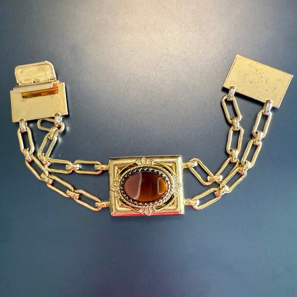 Unsigned Vintage Gold Chain Link Carnelian Stone Bracelet - Picture 7 of 7